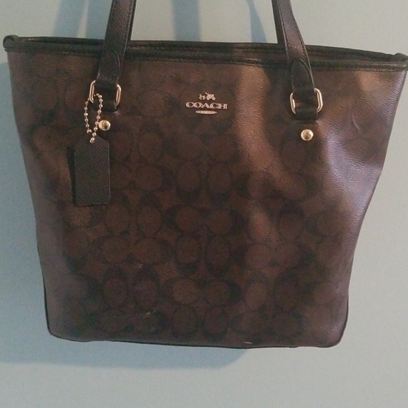 Coach Handbags - Coach purse